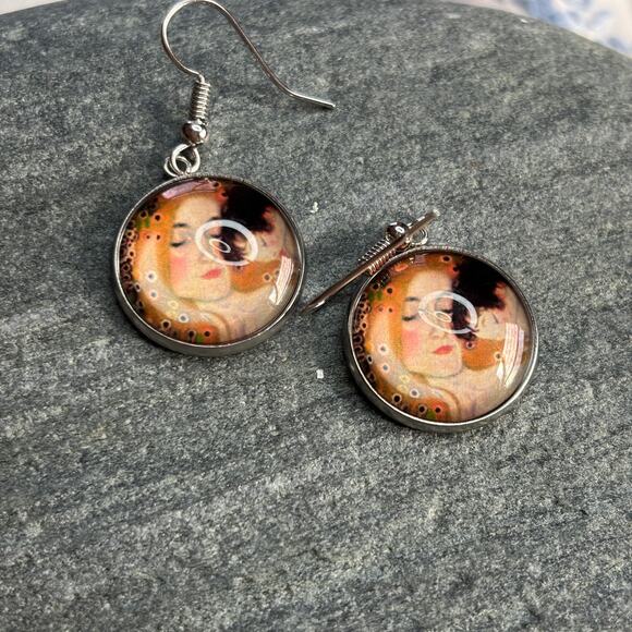 Gustav Klimt 'The Mother & Child" Cobachon Earrings Silver NEW Master Artist Ser - Picture 8 of 8
